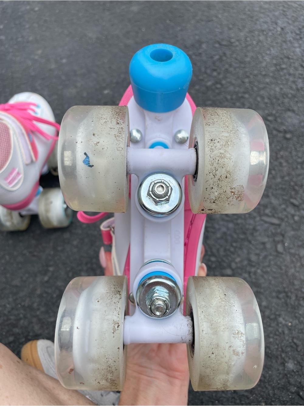 California Skate Company White & Pink light up Kids Quad Roller Skates, J11 - Picture 4 of 6